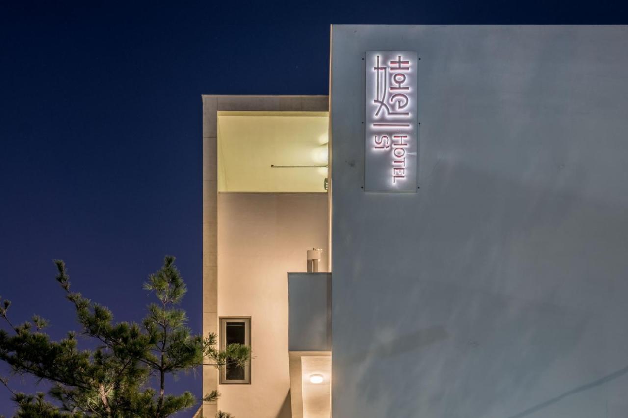 Si Hotel Taichung Exterior photo
